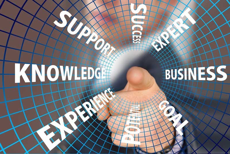 FMCSA DER training course - finger pointing towards screen with the words support, success, expert, knowledge, business, experinece, potential & goal radiating out from tip of finger